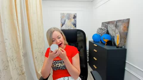Charlotte online show from May 2026 06:09:01 PM