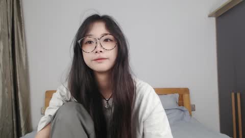 Snapshot of charlottelin chatting on December 2024 10:18:01 AM Charlotte online show from December 2024 10:18:01 AM