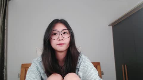 Snapshot of charlottelin chatting on December 2024 03:55:01 PM Charlotte online show from December 2024 03:55:01 PM