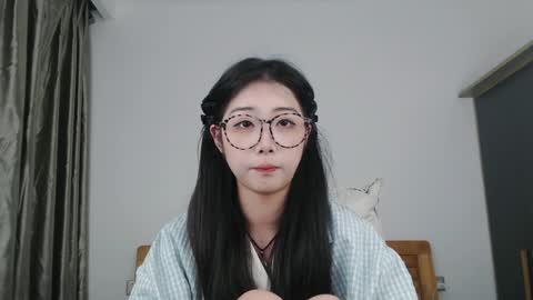 Snapshot of charlottelin chatting on December 2024 05:11:01 PM Charlotte online show from December 2024 05:11:01 PM