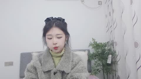 Snapshot of charlottelin chatting on January 2025 03:50:01 PM Charlotte online show from January 2025 03:50:01 PM