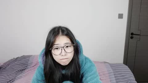 Snapshot of charlottelin chatting on February 2025 09:06:01 PM Charlotte online show from February 2025 09:06:01 PM