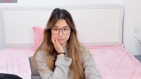 Snapshot of charlottelin chatting on March 2026 05:49:01 PM Charlotte online show from March 2026 05:49:01 PM