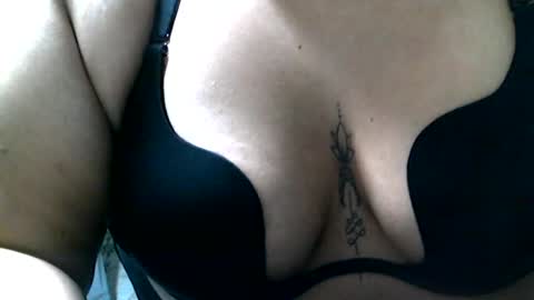 Snapshot of charlottequeen_21 chatting on July 2026 01:08:02 AM charlottequeen_21 online show from July 2026 01:08:02 AM