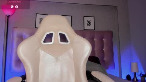 charlotterussel online show from December 2024 12:08:01 AM