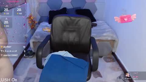 Snapshot of charlottetaylor_ chatting on February 2025 06:10:01 PM Charlotte Taylor online show from February 2025 06:10:01 PM