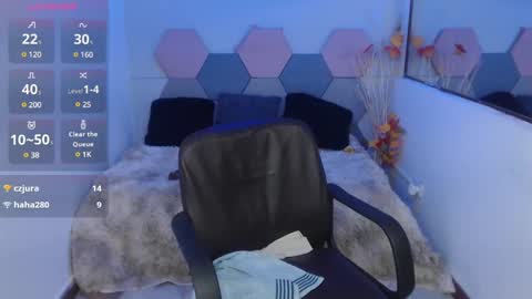 Snapshot of charlottetaylor_ chatting on February 2025 07:09:01 AM Charlotte Taylor online show from February 2025 07:09:01 AM