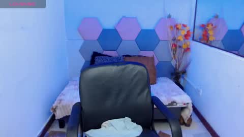 Snapshot of charlottetaylor_ chatting on February 2026 06:51:01 AM Charlotte Taylor online show from February 2026 06:51:01 AM