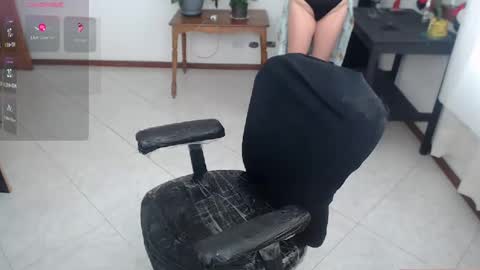 Snapshot of charlottezoe1 chatting on February 2025 06:48:01 PM charlottezoe online show from February 2025 06:48:01 PM