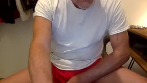 Snapshot of charmhard8 chatting on April 2026 11:43:02 PM charmhard8 online show from April 2026 11:43:02 PM