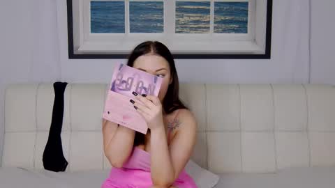 charming_lolla online show from October 2025 11:46:02 PM