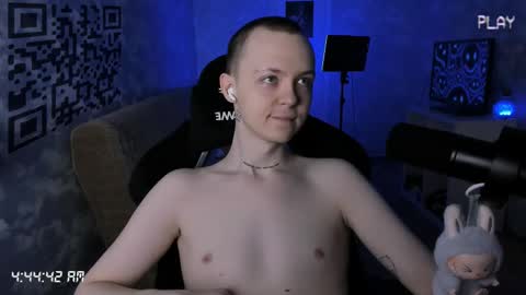 lynxy online show from December 2025 01:44:01 AM