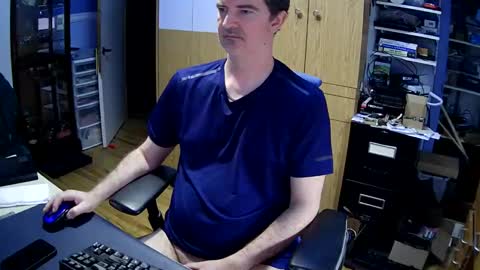 Snapshot of chatandfun666 chatting on February 2025 11:41:02 AM wanaBeYourToy online show from February 2025 11:41:02 AM