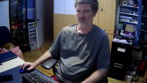 wanaBeYourToy online show from November 2025 04:51:02 PM