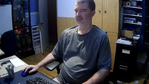 wanaBeYourToy online show from December 2025 11:51:01 AM