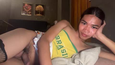 Snapshot of chatie_papi chatting on April 2026 09:35:02 AM PAPI BEBE online show from April 2026 09:35:02 AM