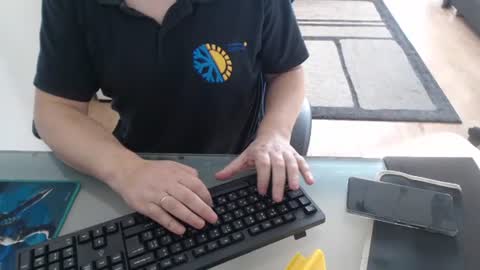 Snapshot of chatskor chatting on February 2025 12:44:01 PM Egor Skornyakov online show from February 2025 12:44:01 PM