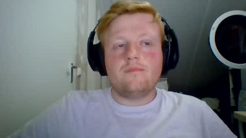 Snapshot of chattygingerboy chatting on June 2026 10:56:02 PM Gingerboy online show from June 2026 10:56:02 PM