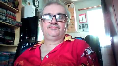 Snapshot of chatubatelee555 chatting on June 2026 12:04:01 PM lee online show from June 2026 12:04:01 PM