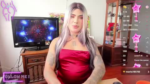 Snapshot of chaturmodels chatting on February 2025 07:19:02 PM Sophie online show from February 2025 07:19:02 PM