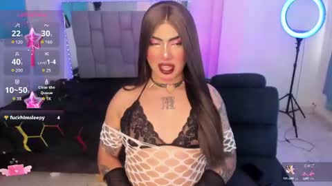Sophie  online show from June 2026 08:00:02 PM