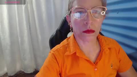 CHAYLA VICTORIA RUIZ  online show from April 2026 03:39:02 PM
