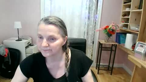 chealsiek online show from May 2026 11:56:01 PM