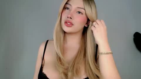 Snapshot of cheat_chat chatting on November 2025 05:50:02 AM Athena online show from November 2025 05:50:02 AM