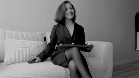 Regina Phalange online show from March 2026 03:30:02 PM