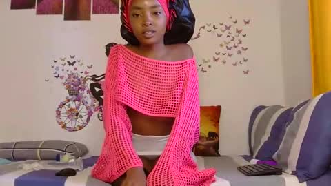 Snapshot of cheeky_angels chatting on April 2026 08:19:02 AM Cheeky online show from April 2026 08:19:02 AM