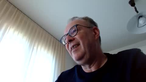 Snapshot of cheer2u chatting on May 2026 01:19:01 PM cheer2u online show from May 2026 01:19:01 PM