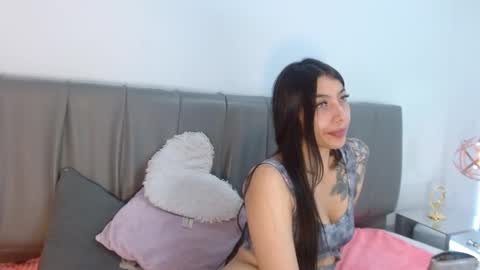 Snapshot of cheerlynn chatting on December 2024 06:27:01 PM Cherlyn online show from December 2024 06:27:01 PM