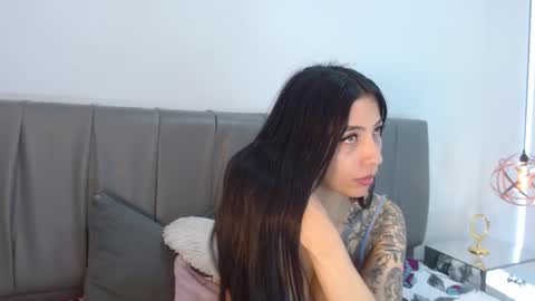 Snapshot of cheerlynn chatting on January 2025 05:40:01 PM Cherlyn online show from January 2025 05:40:01 PM