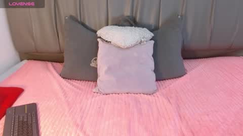 Snapshot of cheerlynn chatting on January 2025 03:43:01 PM Cherlyn online show from January 2025 03:43:01 PM