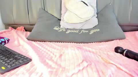 Snapshot of cheerlynn chatting on February 2025 07:51:01 PM Cherlyn online show from February 2025 07:51:01 PM