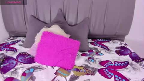 Snapshot of cheerlynn chatting on September 2025 03:48:01 PM Cherlyn online show from September 2025 03:48:01 PM