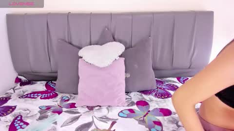 Snapshot of cheerlynn chatting on November 2025 03:33:02 PM Cherlyn online show from November 2025 03:33:02 PM