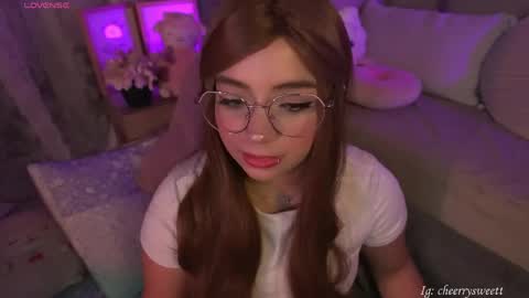 Snapshot of cheerrysweett chatting on April 2026 12:27:01 AM Baby Cherry online show from April 2026 12:27:01 AM