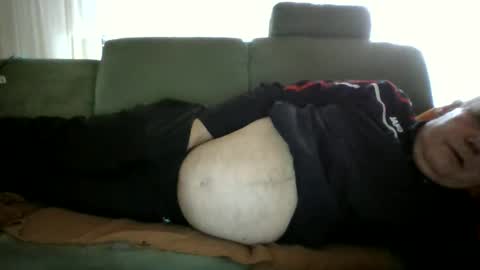 Snapshot of cheesy4444 chatting on October 2025 12:02:02 PM Tom online show from October 2025 12:02:02 PM