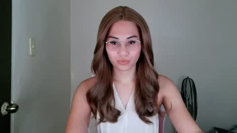 Snapshot of chelly4u69 chatting on July 2026 01:23:01 AM chelly4u69 online show from July 2026 01:23:01 AM