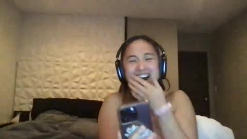 chellybear101 online show from December 2024 01:06:01 AM