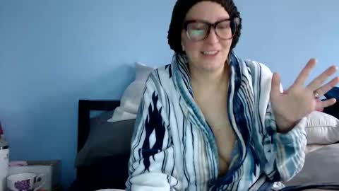 Chelsea online show from November 2025 04:34:02 PM