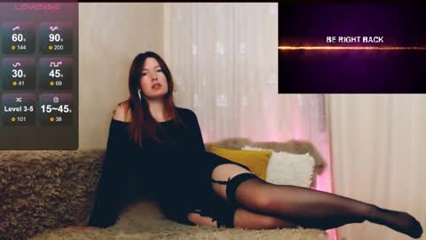 Snapshot of chelsey_rayne chatting on April 2026 08:57:02 PM Instagram faroffland online show from April 2026 08:57:02 PM