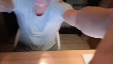 chenanoval online show from November 2025 02:33:01 PM