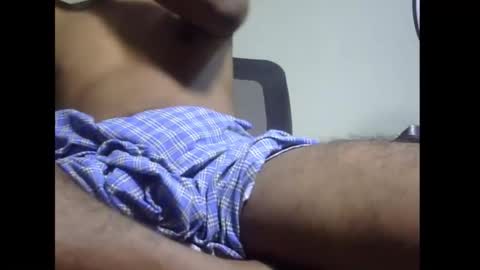 Snapshot of chennai_paiyan_24 chatting on June 2026 03:25:01 PM eniyavan online show from June 2026 03:25:01 PM
