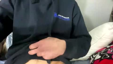 Snapshot of chenovich chatting on March 2025 08:11:01 AM chenovich online show from March 2025 08:11:01 AM