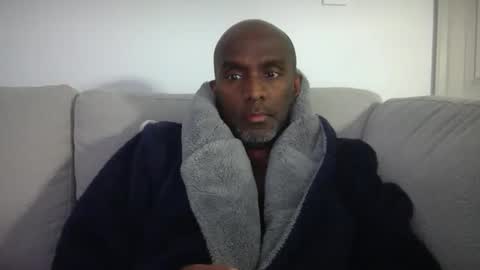 chenthu1979 online show from April 2026 11:11:01 AM