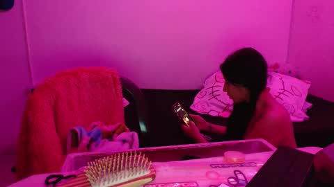 Nezumy Rey  online show from January 2025 04:59:01 AM