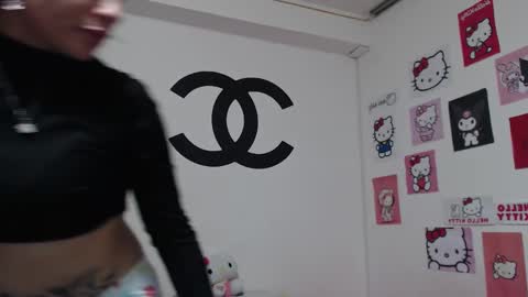 Nezumy Rey  online show from February 2025 04:51:02 AM