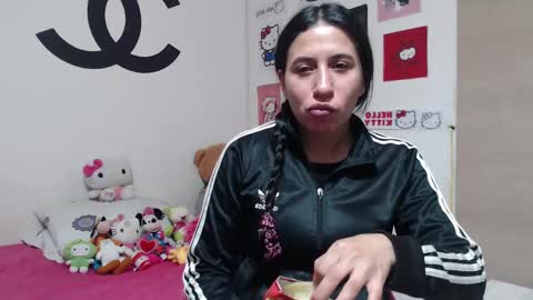 Nezumy Rey  online show from February 2025 04:03:02 AM